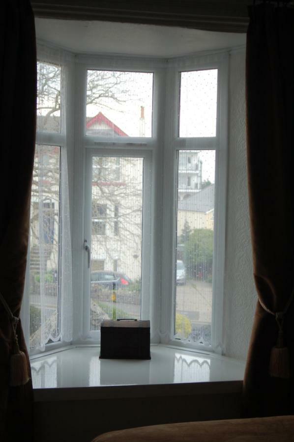 Knights Rest Bed & Breakfast Shanklin Exterior photo